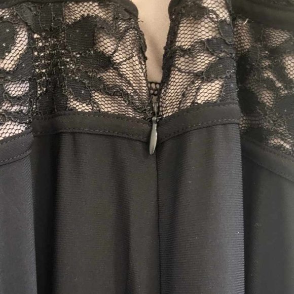 Maxi Lace Sequin Black Party Dress - Picture 4 of 5